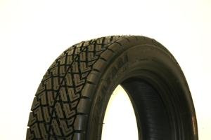 185/60R15 Q Reg. Raptor Safari Soft Förstärkt sida