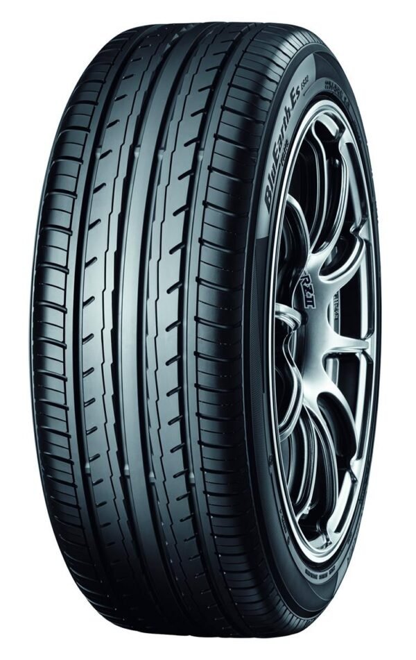 155/65R14 75T Yokohama BluEarth ES32