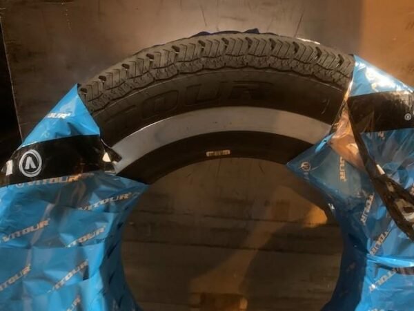 225/70R15 100H Vitour R360 CLASSIC WSW